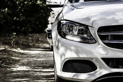 Firmenwagen Leasing Rechner verwenden, um Auto als Dienstwagen zu finanzieren. 